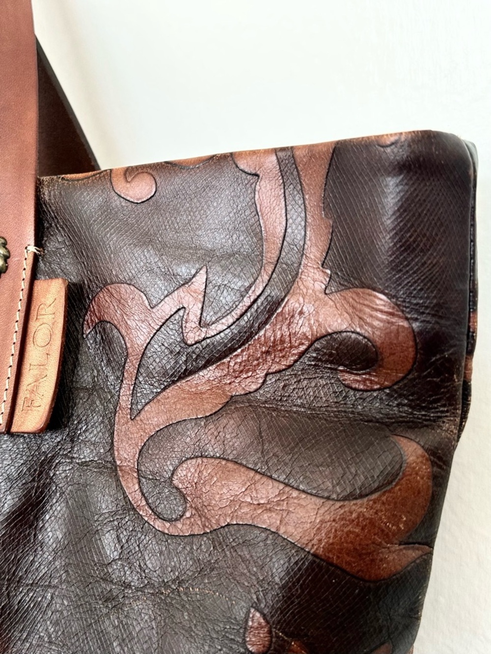Falor le Borse Hand Tooled Leather Tote Bag in Brown - Picture 8 of 15